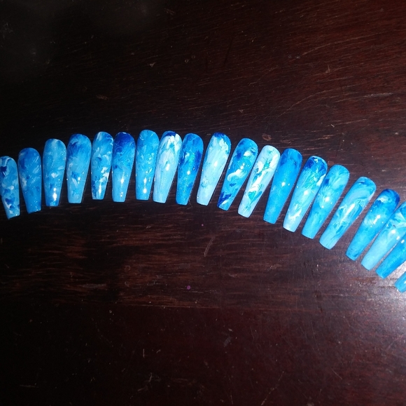 Luxury Press on Hand painted Nails Blue. Long - Picture 4 of 8
